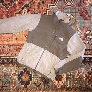 Northface women’s Denali jacket in oatmeal